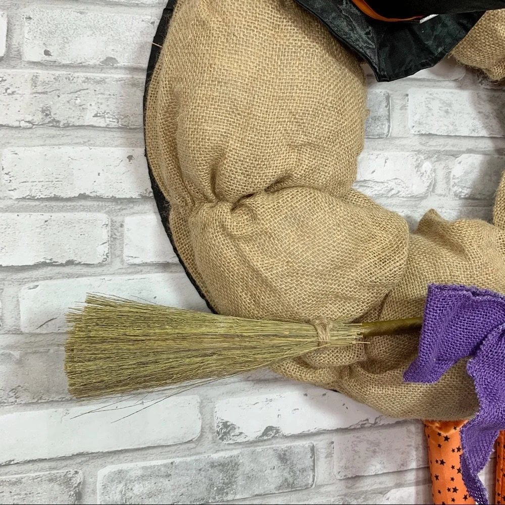 NWOT Rustic Burlap Halloween Witch Wreath Wall Decor
